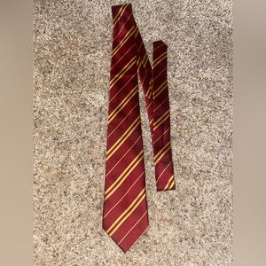 Official Warner Brother Studios Harry Potter Griffindor tie